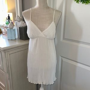 M sheer pleated ivory nightie by Rya Collection so Sexy check out the back! EUC